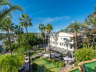 Спаренный дом на продажу в Aloha Gardens, Новая Андалусия