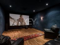 Вилла на продажу в La Zagaleta, Бенахавис