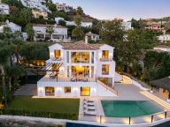 Вилла на продажу в Los Arqueros, Бенахавис