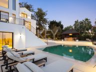 Вилла на продажу в Los Arqueros, Бенахавис