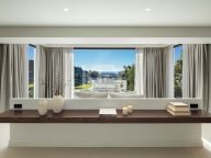 Вилла на продажу в Los Arqueros, Бенахавис