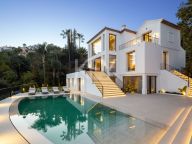 Вилла на продажу в Los Arqueros, Бенахавис