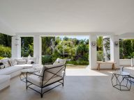 Villa for sale in Marbella Golden Mile