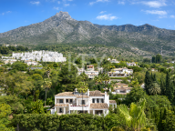 Villa for sale in Marbella Golden Mile