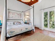 Villa for sale in Marbella Golden Mile