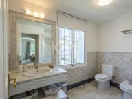 Villa for rent in Casasola, Estepona