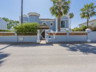 Villa for rent in Casasola, Estepona