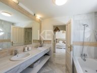 Villa for rent in Casasola, Estepona