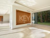 Villa for sale in Finca Cortesin, Casares