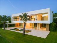 Villa for sale in Finca Cortesin, Casares