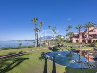 Ground Floor Apartment for sale in Estepona