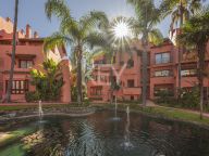 Ground Floor Apartment for sale in Estepona