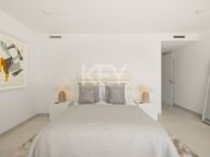 Villa for sale in La Mairena, Marbella East