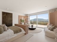 Villa for sale in La Mairena, Marbella East