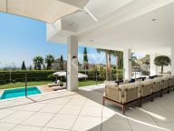 Villa for sale in Los Flamingos, Benahavis