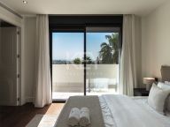 Villa for sale in Los Flamingos, Benahavis