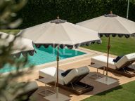 Villa for sale in Los Flamingos, Benahavis