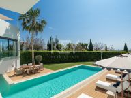Villa for sale in Los Flamingos, Benahavis