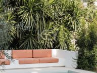 Villa for sale in El Madroñal, Benahavis