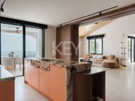 Villa for sale in El Madroñal, Benahavis