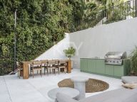 Villa for sale in El Madroñal, Benahavis