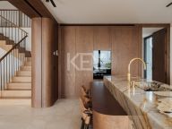 Villa for sale in El Madroñal, Benahavis