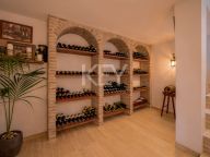Villa for sale in Benahavis