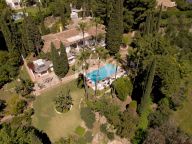 Villa for sale in Benahavis