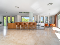 Villa for sale in Sotogrande