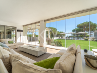 Villa for sale in Sotogrande