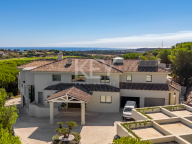 Villa for sale in Sotogrande