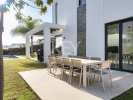 Villa for sale in Cabopino, Marbella East