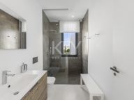 Villa for sale in Cabopino, Marbella East