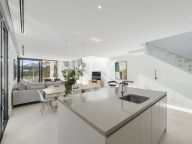 Villa for sale in Cabopino, Marbella East