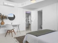 Villa for sale in Nueva Andalucia