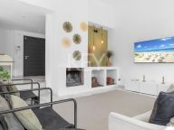 Villa for sale in Nueva Andalucia