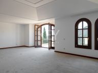 Villa for sale in La Zagaleta, Benahavis