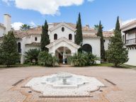 Villa for sale in La Zagaleta, Benahavis