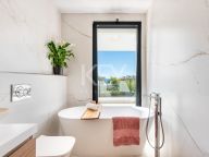 Villa for sale in Casares