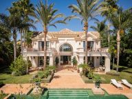 Villa en venta en Guadalmina Baja, San Pedro de Alcantara