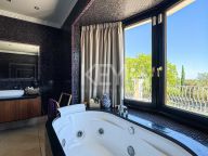 Villa for sale in La Zagaleta, Benahavis