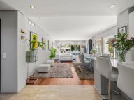 Villa for sale in Nueva Andalucia