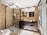 Villa for sale in Nueva Andalucia