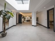 Villa for sale in Marbella East