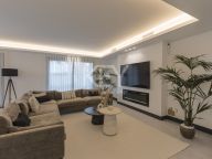 Villa for sale in Marbella East