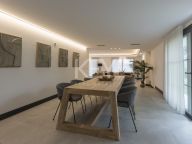 Villa for sale in Marbella East