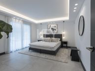 Villa for sale in Marbella East