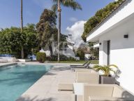Villa for sale in Marbella East