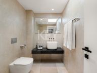 Villa for sale in Las Brisas, Nueva Andalucia