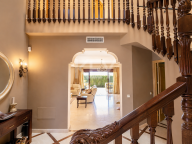 Villa for sale in La Quinta, Benahavis